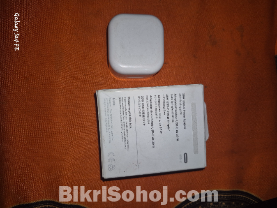 USB-C 20W Power Adapter